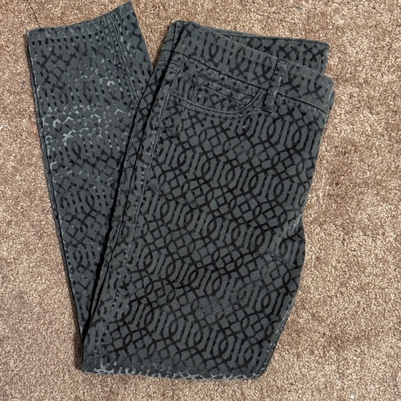 Cute Level 99 Liza Skinny Taupe Patterned Jeans EUC - Picture 3 of 9